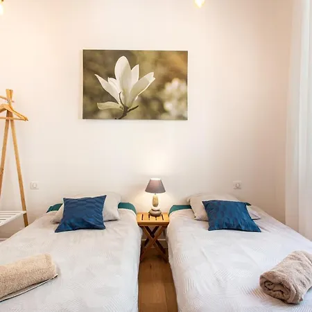 St Vincent - 3 Bedrooms, Magnificent,vaste, Sunny, A/c, Wifi Διαμέρισμα
