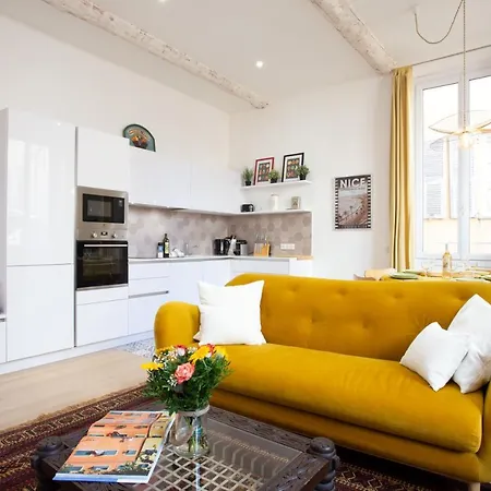 St Vincent - 3 Bedrooms, Magnificent,vaste, Sunny, A/c, Wifi Διαμέρισμα *