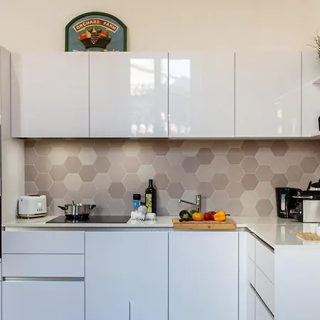 Διαμέρισμα St Vincent - 3 Bedrooms, Magnificent,vaste, Sunny, A/c, Wifi *